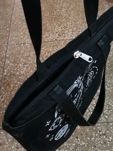 Black Women Tote Bag with zipper