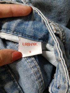 Light Wash Straight Leg Jeans