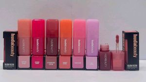 Huda Beauty Blush