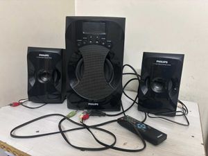 Philips 2.1 Multimedia Speaker System