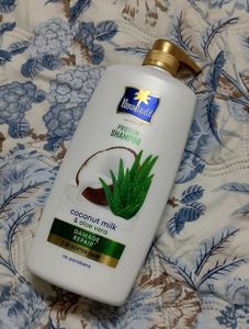 1.2 Litre Parachute Coconut & Alovera Shampoo