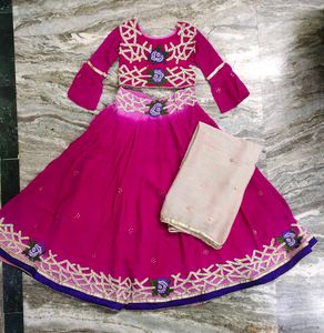 Lahanga Choli With Dupatta