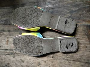 Stylish Women's Flats for Sale !