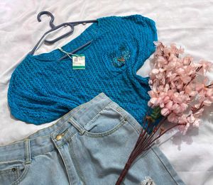 🎉Buy1 Get1 Free🎉New With Tag Crop Top L