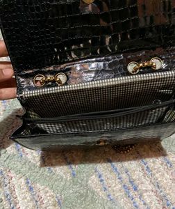 Black Chain Detail Crossbody Bag