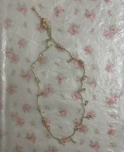 Elegant Gold Chain Necklace