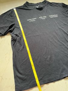 Black T-shirt