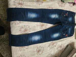 Blue Washed Denim Jeans fir 6-8 years