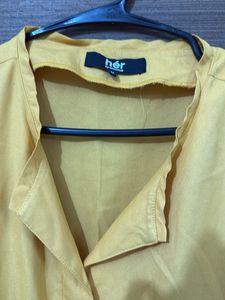 Elegant Yellow Button-Up shirt