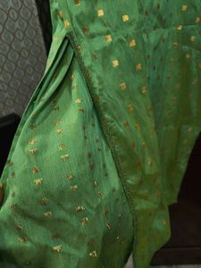 Green &amp; Gold Kurti / kurt size XXL 🌟
