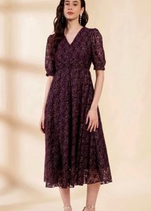 Elegant Lace Midi Dress