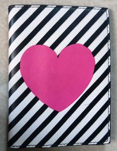 🇺🇸 Victoria Secret's Passport Holder