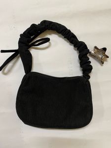 Savana Cute Black Bag with Scrunchie Strap