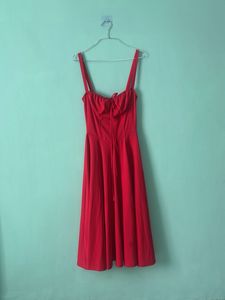 Chic Red Midi Dress
