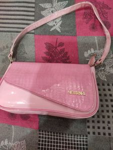 Chic Pink Croc Embossed Shoulder Bag