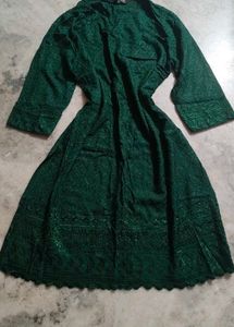 Elegant Green Embroidered Kurta