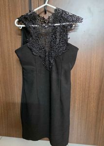 Elegant Black Lace Trim Dress