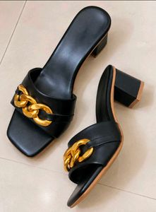 Chic Black Chain Detail Heels
