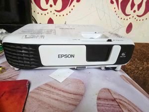 epson. eb s41