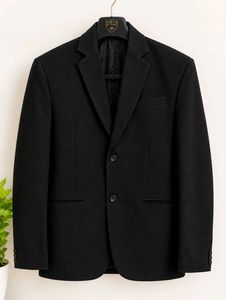 Classic Black Blazer for both 🧑‍🦱🧕men and women