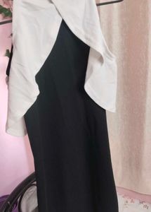 Chic Black &amp; White Cold Shoulder Top