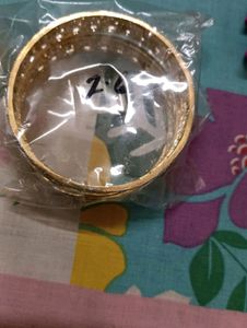 4pc Price Negotiable Ad Bangles