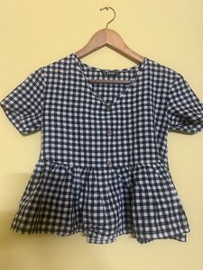 Chic Black &amp; White Gingham Peplum Top