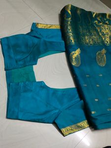 Green Colour Pattu Saree With Blouse