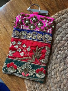 Embellished Saree Waist Clip Pouch
