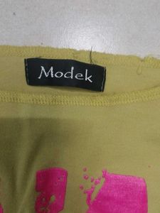 Graphic Print Cropped Top