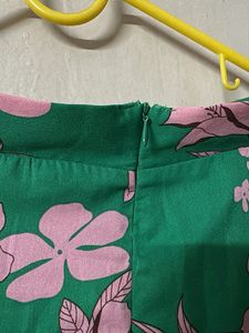 Green Floral Print Skirt
