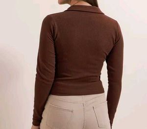 Full Sleeve Crop Top