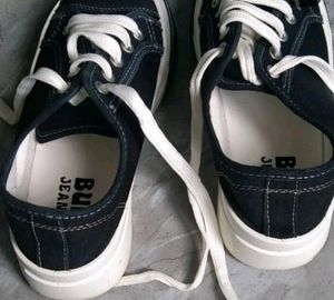Price Drop. Buda Jean Co Shoes