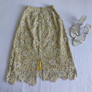 Lace Floral Pencil Skirt ✨️🪞