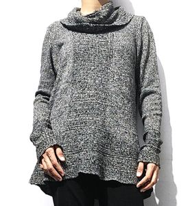 😎Calvin Klein Women's Sweater😎