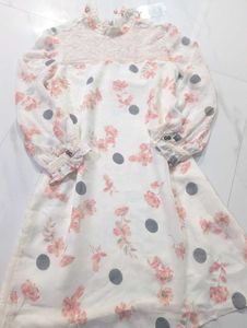Korean Style Floral Lace Top