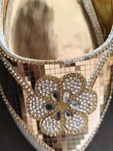 Golden Embellished Jutti