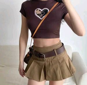 2000's y2k pleated skirt