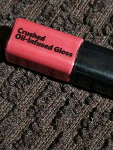 Crushed Oil-Infused Gloss