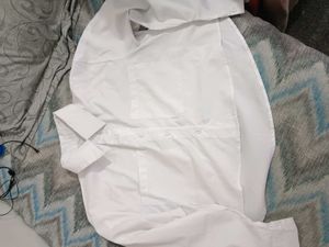 Classic White Cropped Shirt