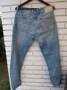 Light Wash Denim Jeans