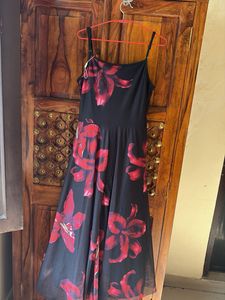 Savana Elegant Black Floral Print Dress