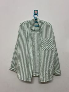 TRENDS Branded Shirt UNUSED CONDITION