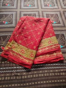 Beautiful Red Saree with Golden Border♥️✨🔥