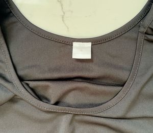 Sleek Black Cropped Tank Top