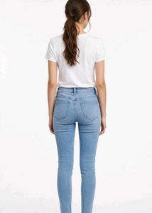 Light Wash Skinny Jeans