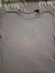 ​Tree Graphic Crewneck T-Shirt