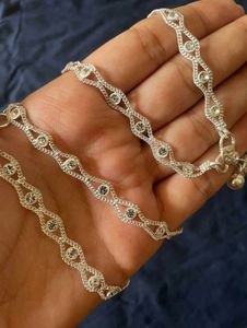 Stone Studded Payal/Anklet
