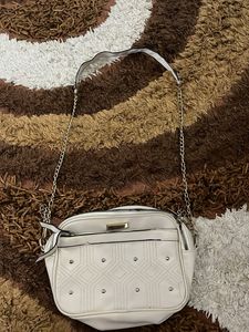 Chic White Crossbody Bag with Silver Chain