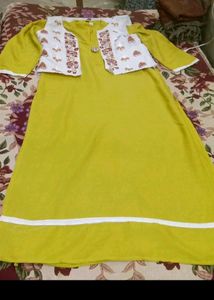 Women Kurtas With Half Jacket